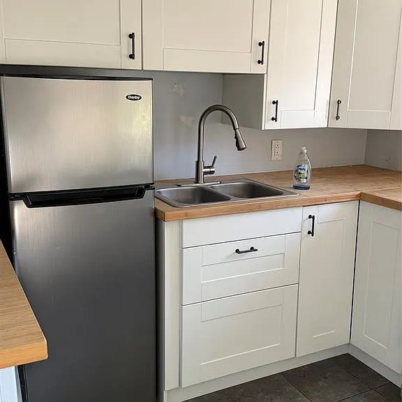 1337 Assumption St #1 — Photo 4