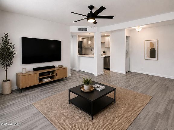 3rd image of 424 W BROWN Road #236