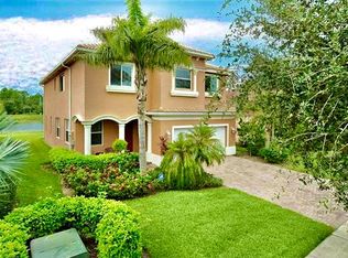 1613 Birdie Dr, Naples, FL 34120