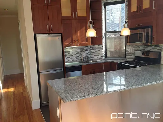 Rented by Point NYC | media 14