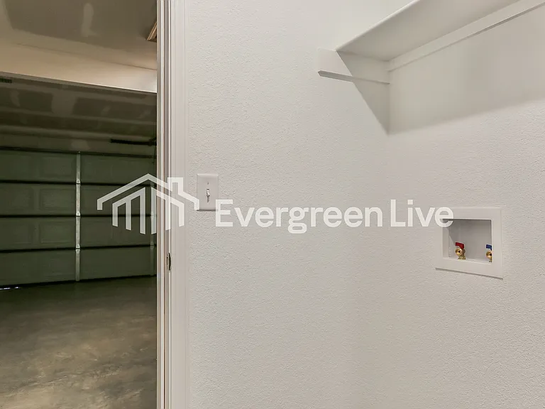 111 Powder River Dr — Photo 13
