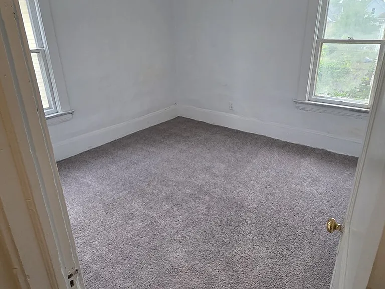 10217 Pierpont Ave — Photo 10