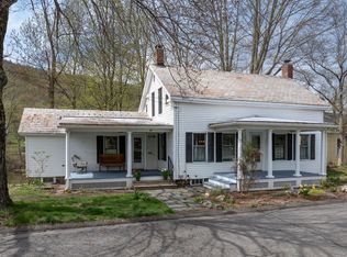 64 Water St, Shelburne, MA 01370