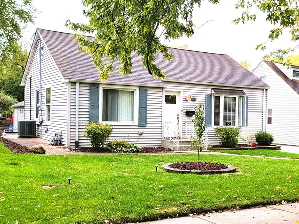 1817 Maple Rd, Homewood, IL 60430