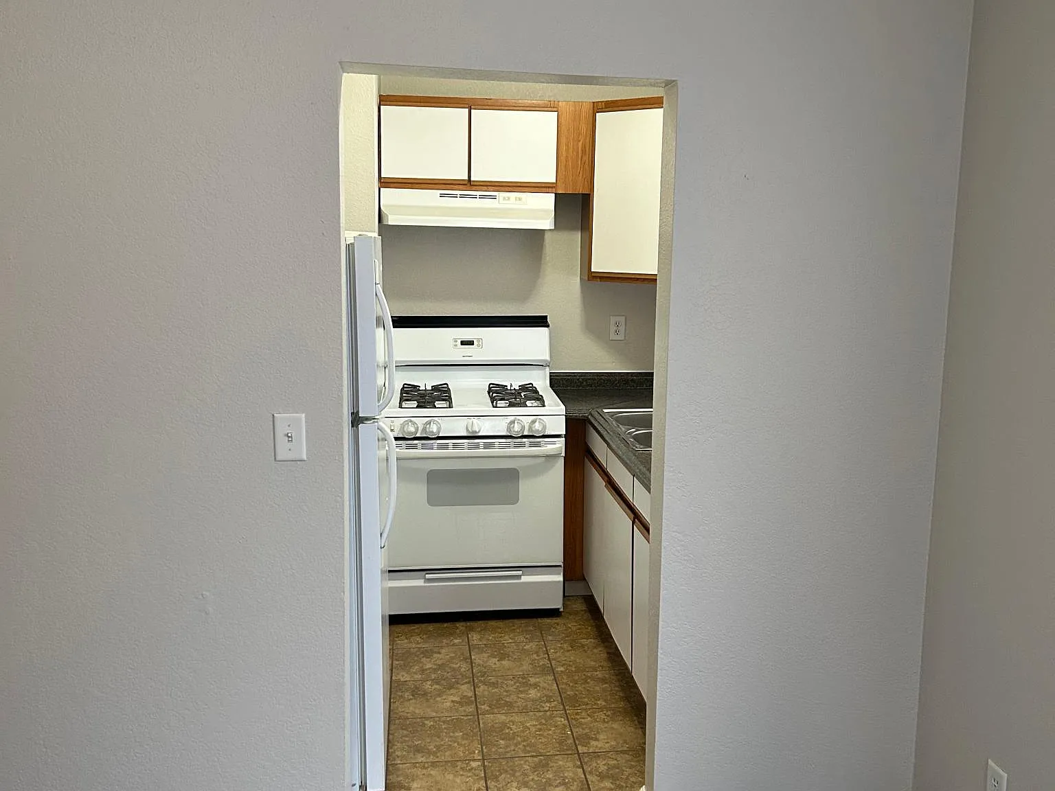 134 Clinton Ave — Photo 3