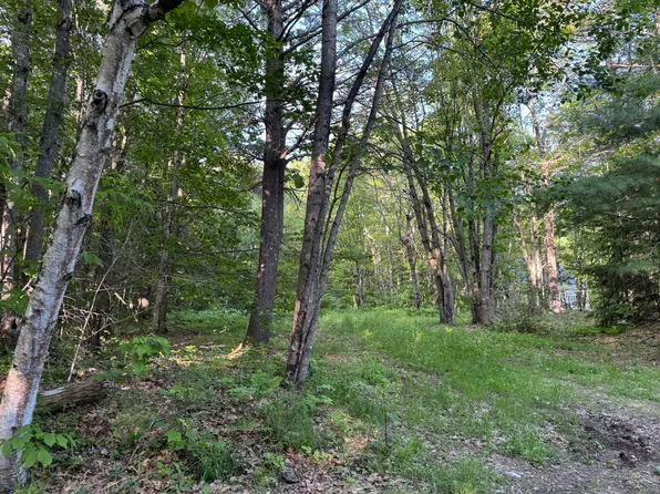 28 Anderson Lane, Augusta, ME 04330