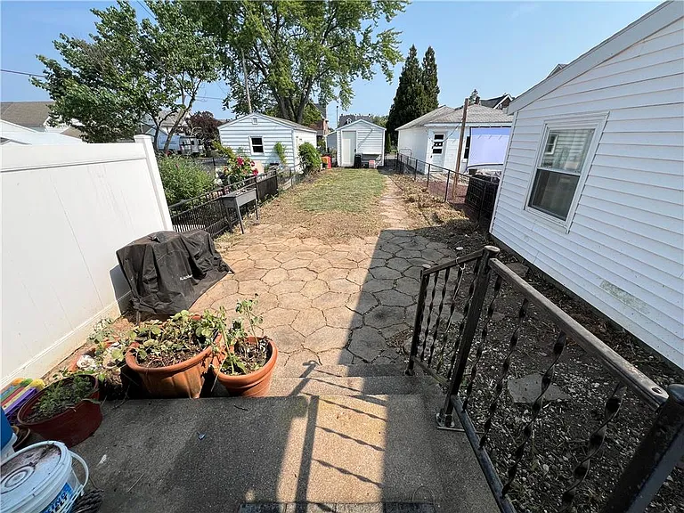 333 E Landis St — Photo 13