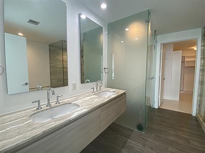 2nd image of 2900 NE 7th Ave Unit 2905-1