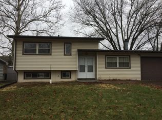 3019 SW Twilight Dr, Topeka, KS 66614