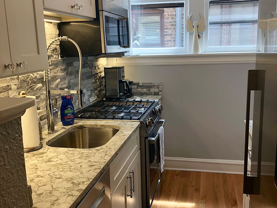 1st image of 1220 W Jarvis Ave APT 2N
