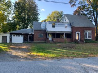 17 Winchester St, Fairfield, ME 04937
