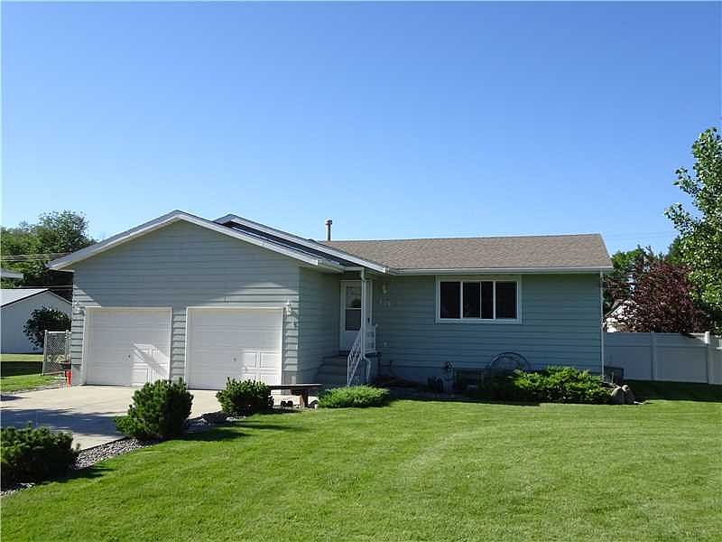 1st image of 135 Annin Ave