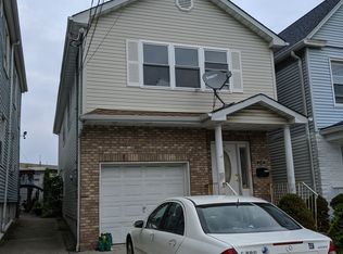 484 Sayre Ave, Perth Amboy, NJ 08861