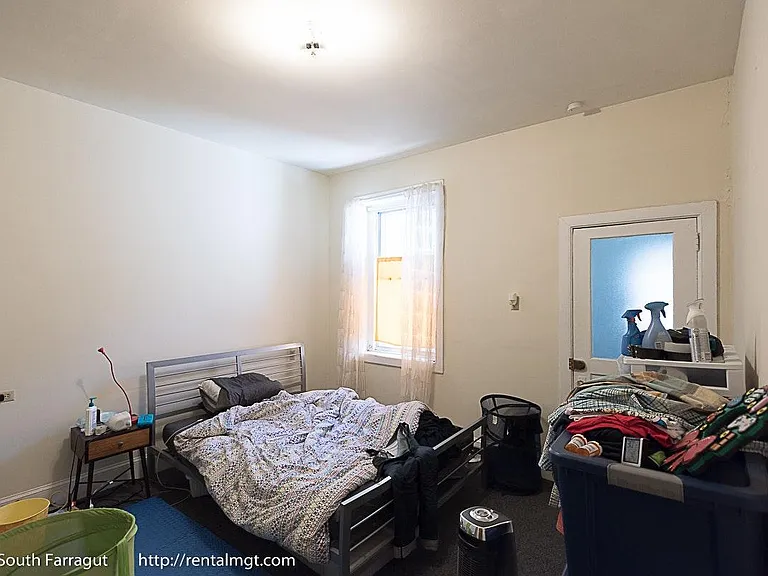 Bedroom viewing southwest (tenant's furniture)