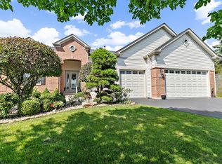 12552 Pheasant Ridge Dr, Huntley, IL 60142
