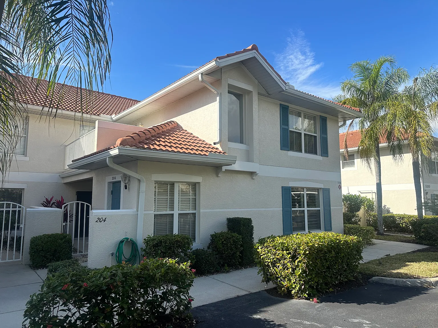 3 bed, 1659 sqft, $2,400 — Photo 1