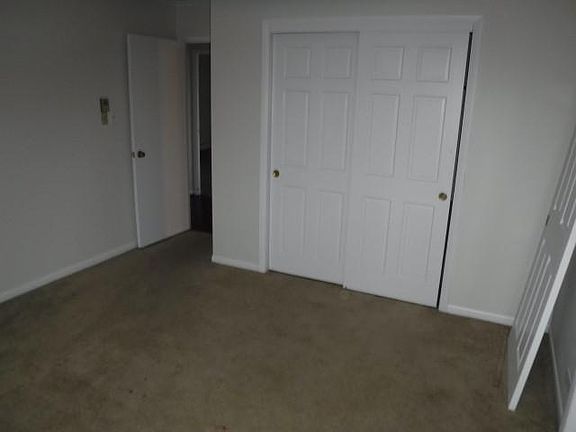 4th image of 1117 Leavitt Ave APT 301