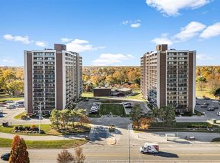 9099 Riverside Dr E #W401, Windsor, ON N8S4R1