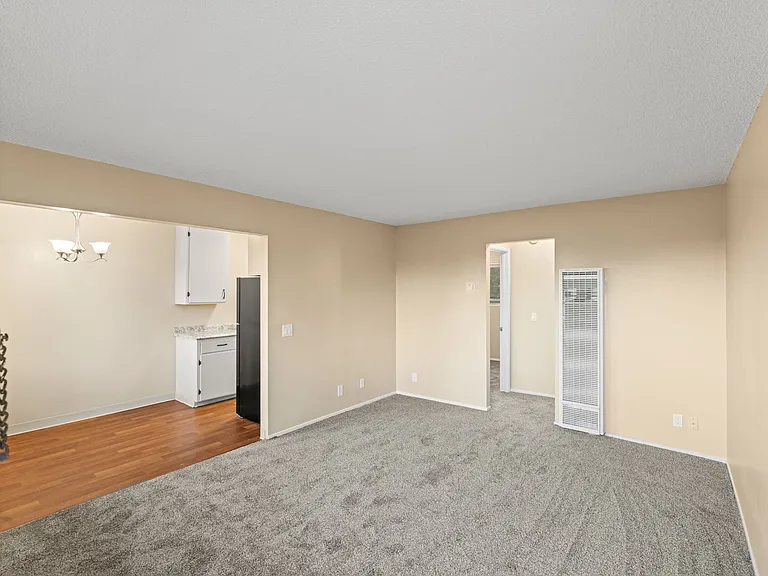 The Garden Apartments — Photo 5