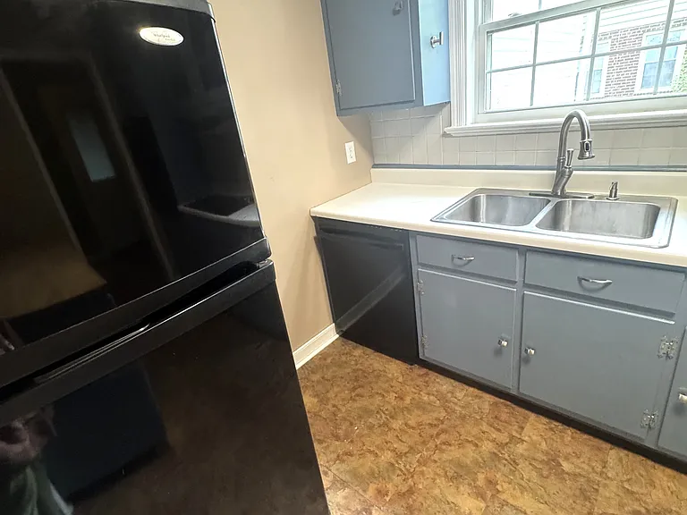 8709 Avalon Dr — Photo 6