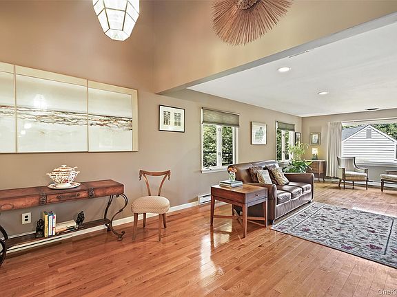4th image of 59 Peach Court
