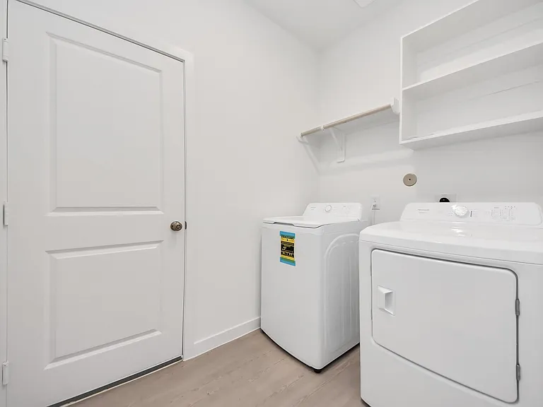 904 Capracotta Dr — Photo 12