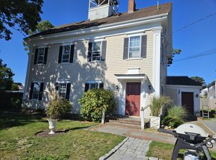 16 School House Rd, Harwich Port, MA 02646