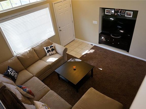 5th image of 851 Woodcreek Way