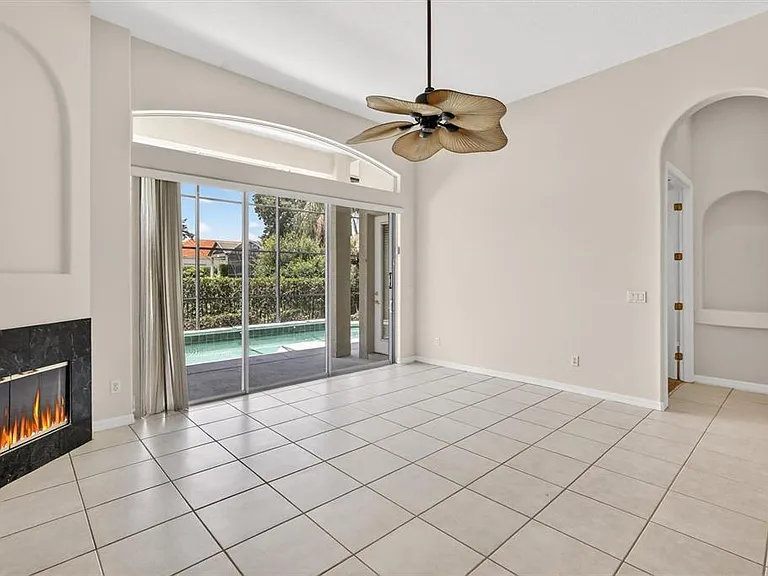 8506 Saint Marino Blvd — Photo 11