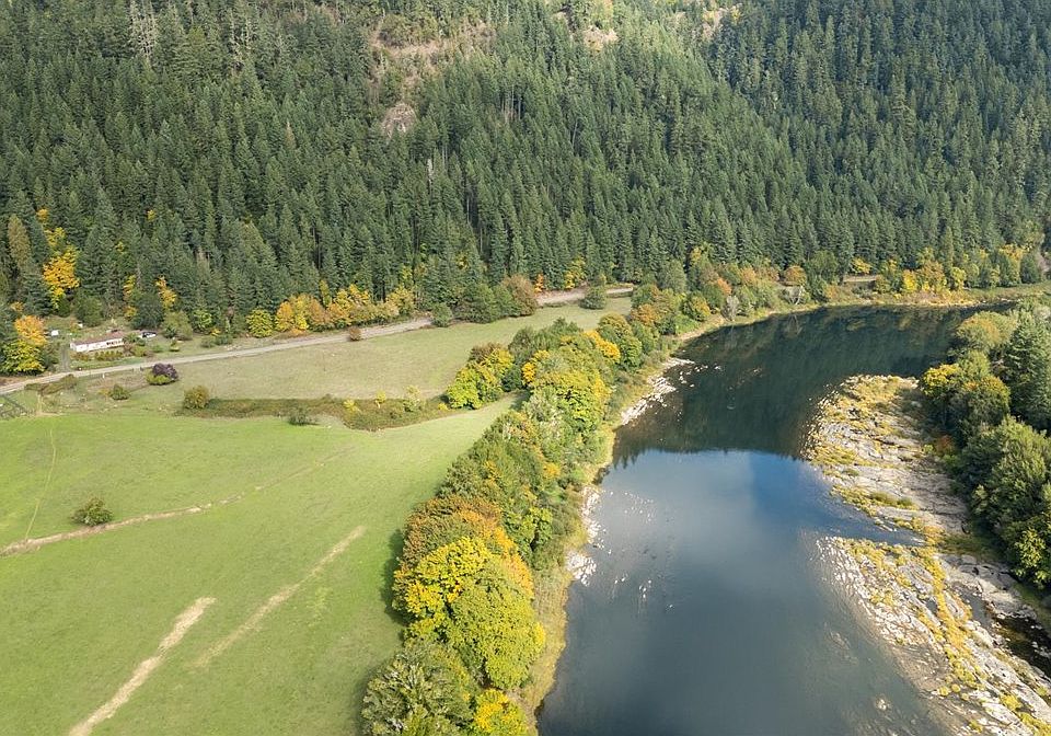 1st image of 2277 Cougar Creek Rd