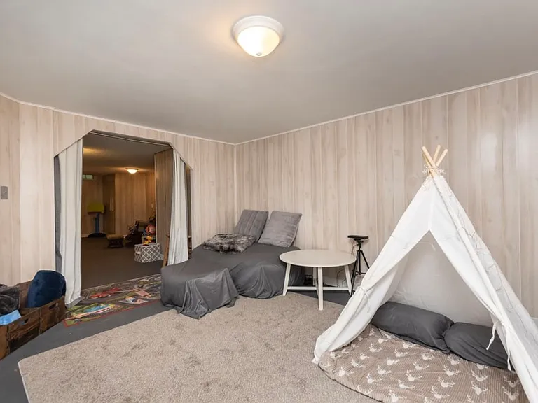 3719 E Elmwood Dr — Photo 41