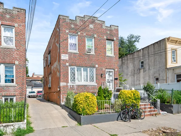 31-29 100th Street image 4 of 27