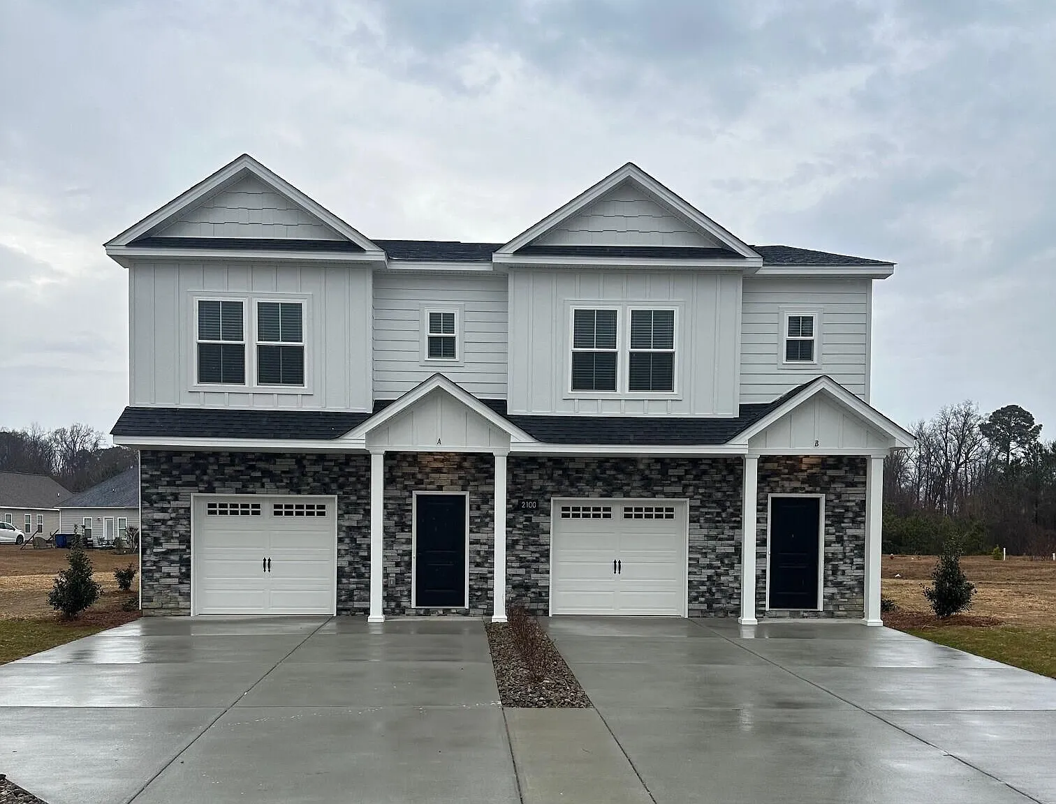 3 bed, 2.5 bath, $1,700 — Photo 1