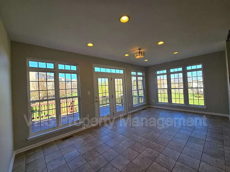 2520 Post Oak Dr — Photo 15