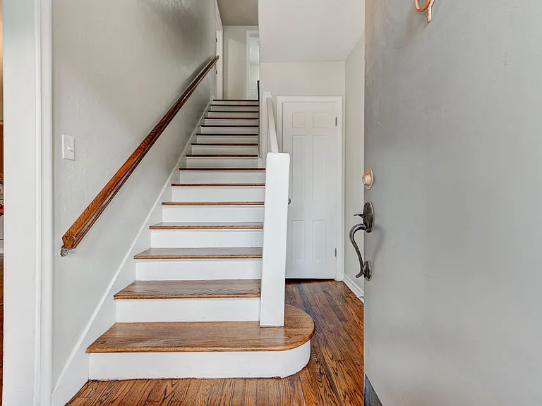 2529 NW 26th St — Photo 8