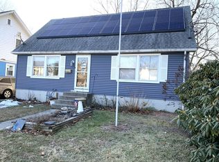 46 Marsden St, Springfield, MA 01109