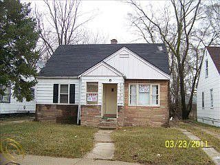 1st image of 19760 Greenlawn St