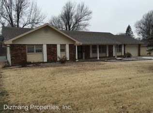 656 W Katella St, Springfield, MO 65807