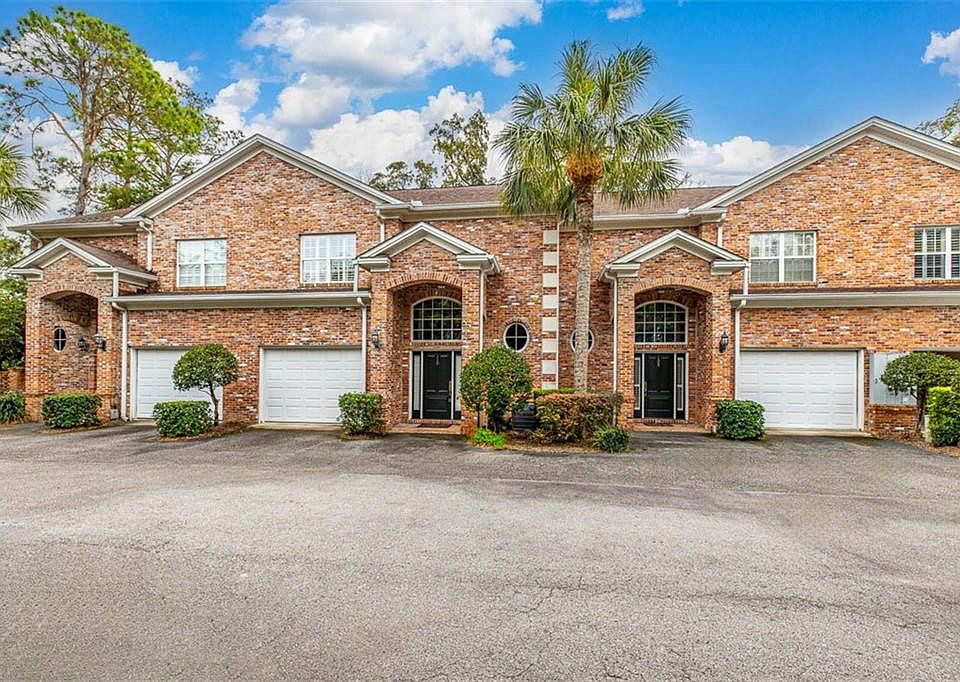 1st image of 110 N Palm Villas Ct