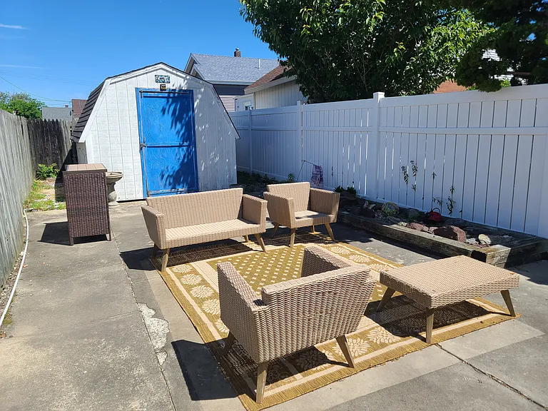 Back Yard w/Shed