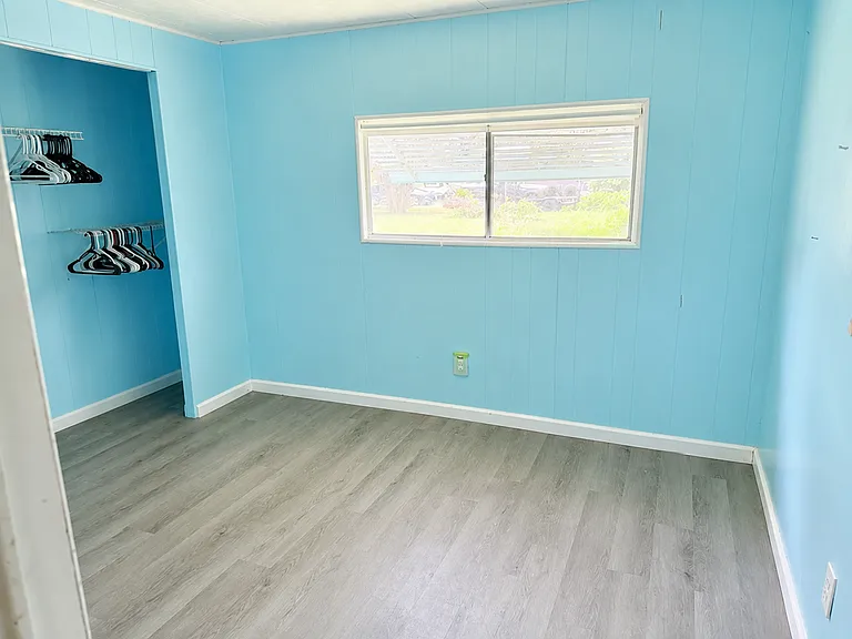 5730 SW 62nd Pl — Photo 8