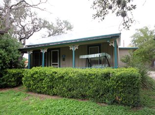 111 Hilltop Dr, Kerrville, TX 78028