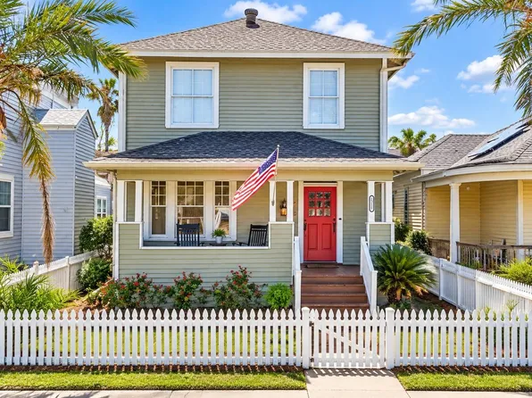 2917 Avenue Q, Galveston, TX 77550