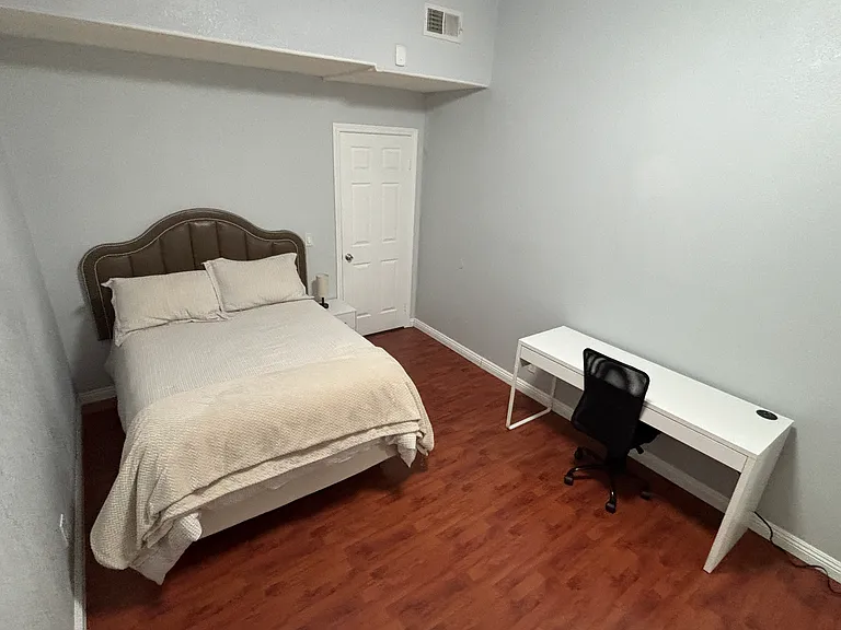 800 Antonio Dr — Photo 18