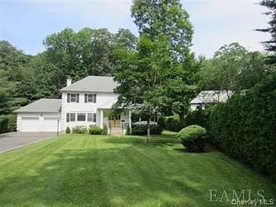 6 Beechtree Dr — Photo 3