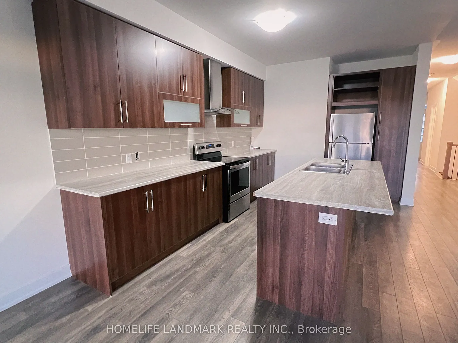 3 bed, $3,150 — Photo 4