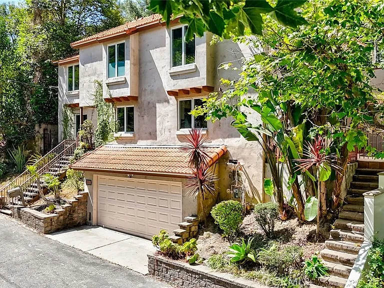4007 Alta Mesa Studio Ctr — Photo 1