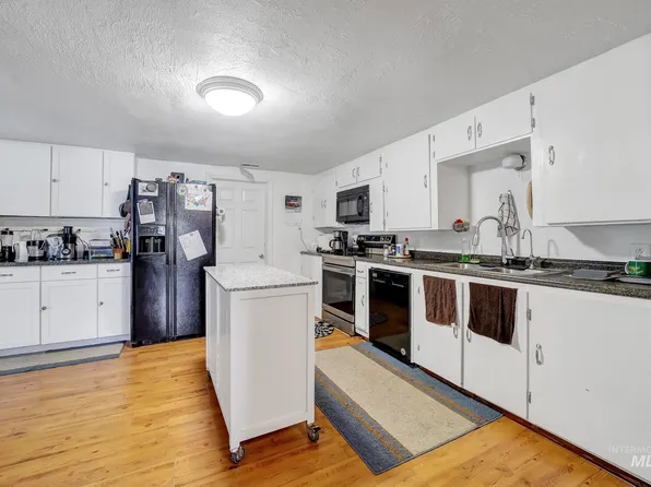 430 Jackson St, Kimberly, ID 83341