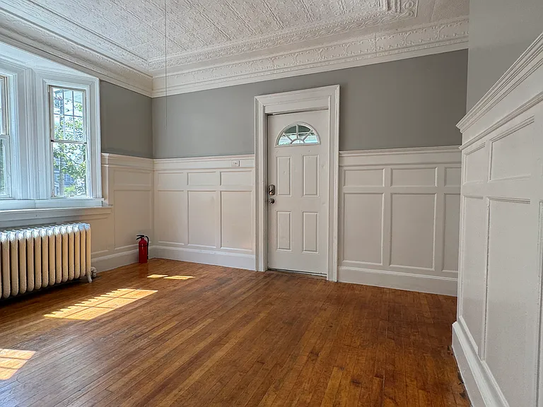 37 Courtland St #C — Photo 11