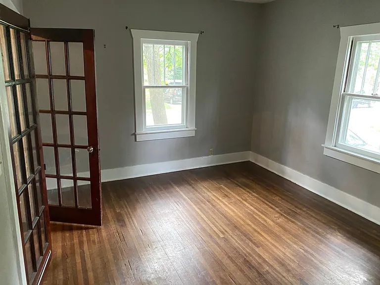 1st bedroom